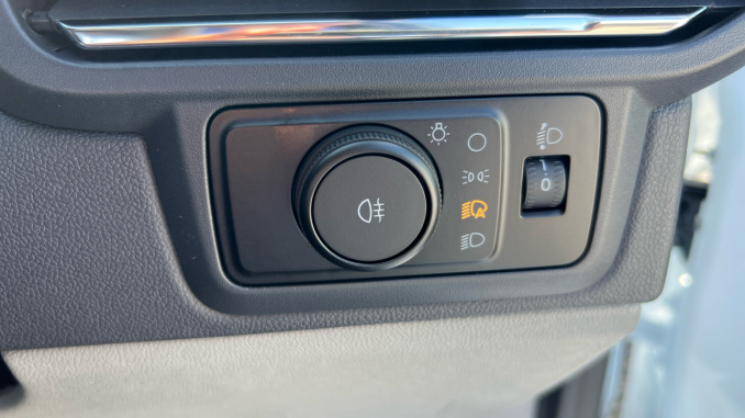 Ford Transit Custom E-320 L1 Rwd 100kW 71kWh H1 Van Limited Auto - Image 36